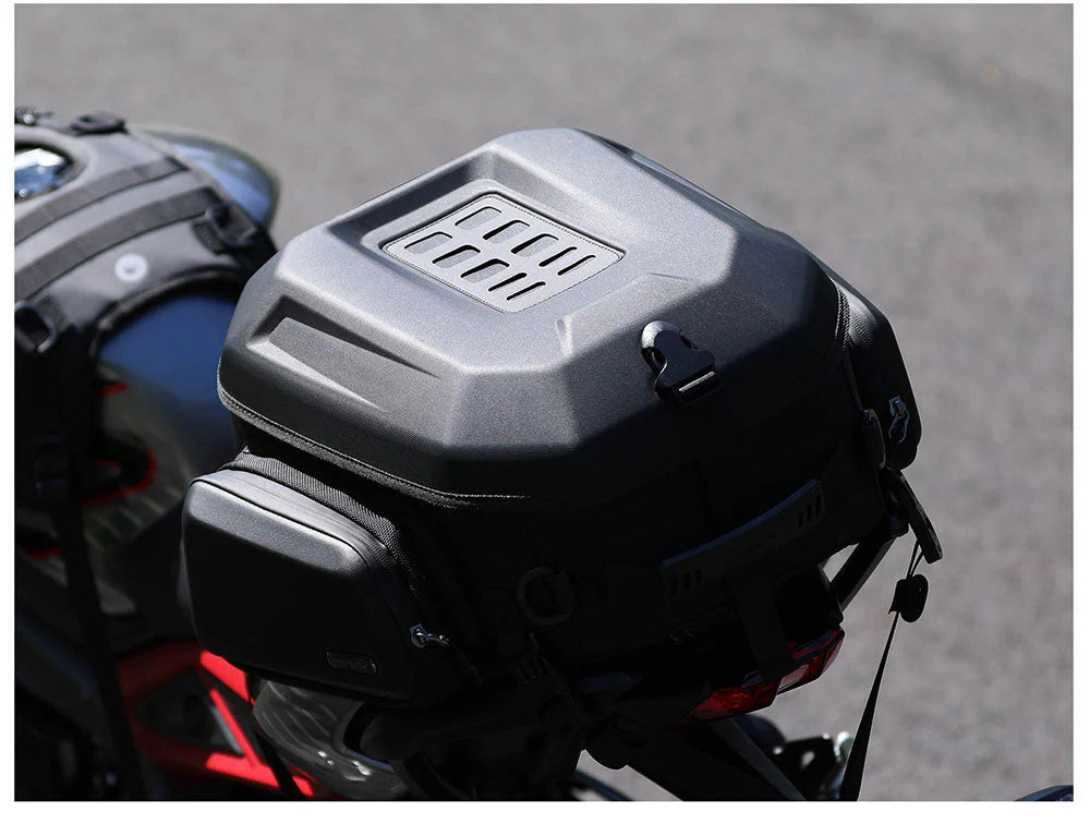 MT2335 - Expandable Motorcycle Tail Bag Cargobag 23L - 35L