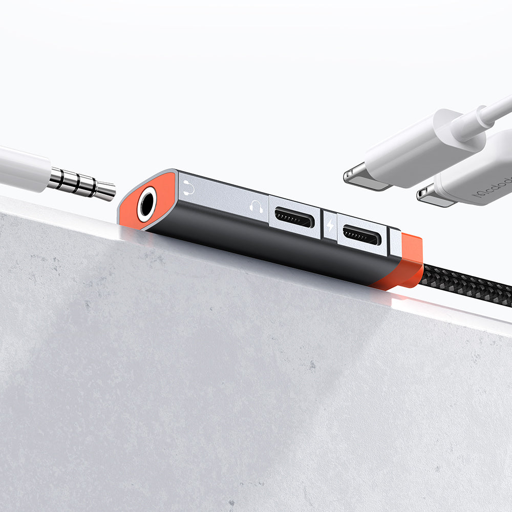 Mcdodo CA-0950 3 in 1 Lightning to Dual Lightning & AUX Port Oryx Series