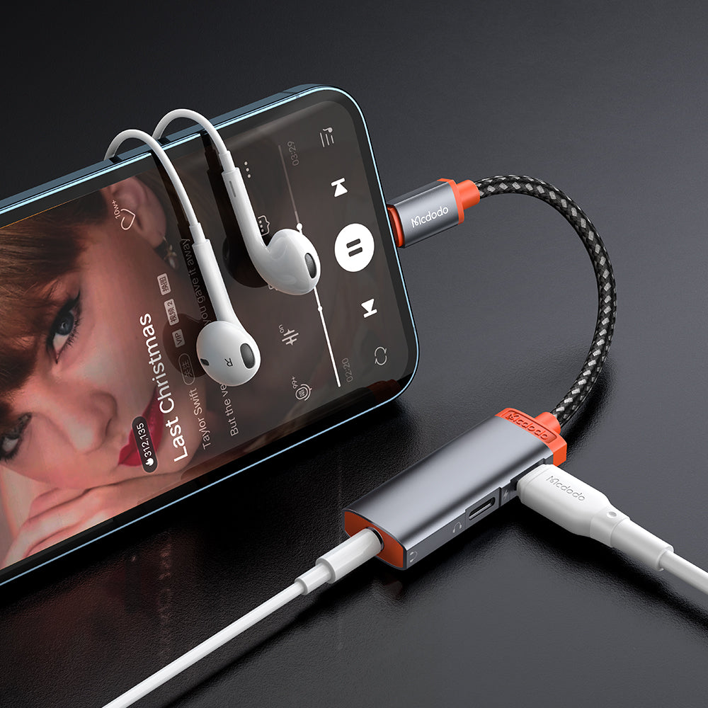 Mcdodo CA-0950 3 in 1 Lightning to Dual Lightning & AUX Port Oryx Series