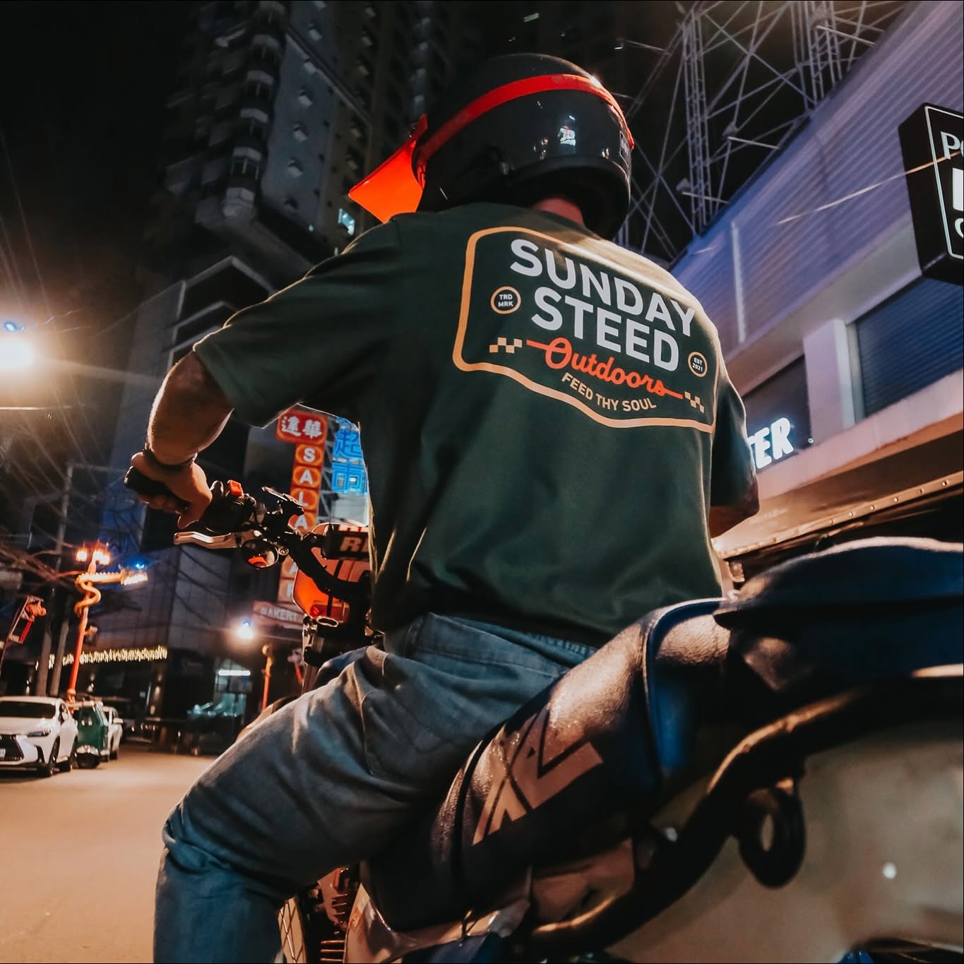 Sunday Steed SS Badge T-Shirt