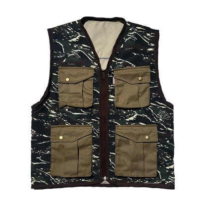 THINKCHAMP - PATHFINDER REVERSIBLE UTILITY VEST IN SAND WHITE AND TIGER CAMOU COLORWAY