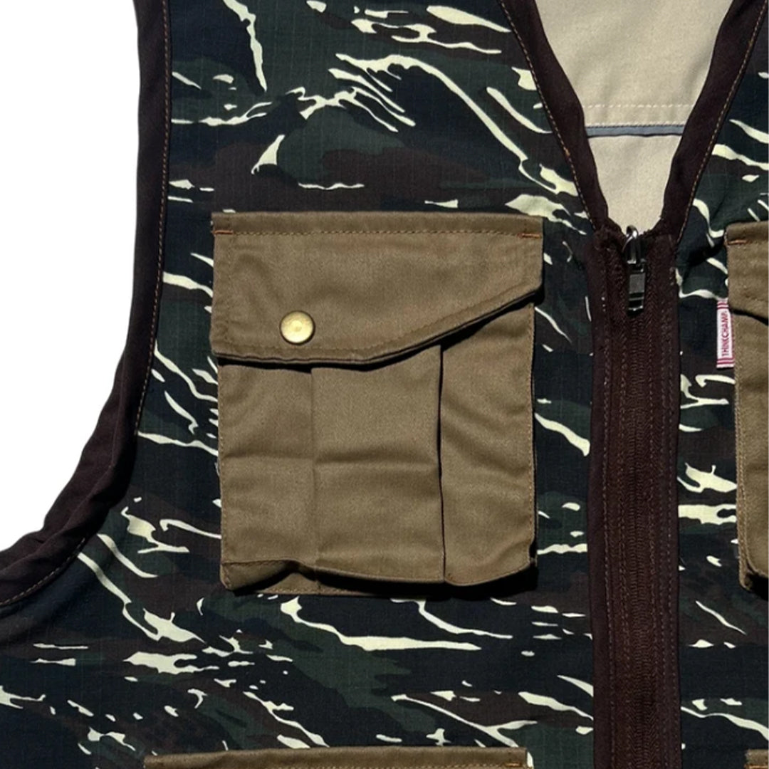 THINKCHAMP - PATHFINDER REVERSIBLE UTILITY VEST IN SAND WHITE AND TIGER CAMOU COLORWAY