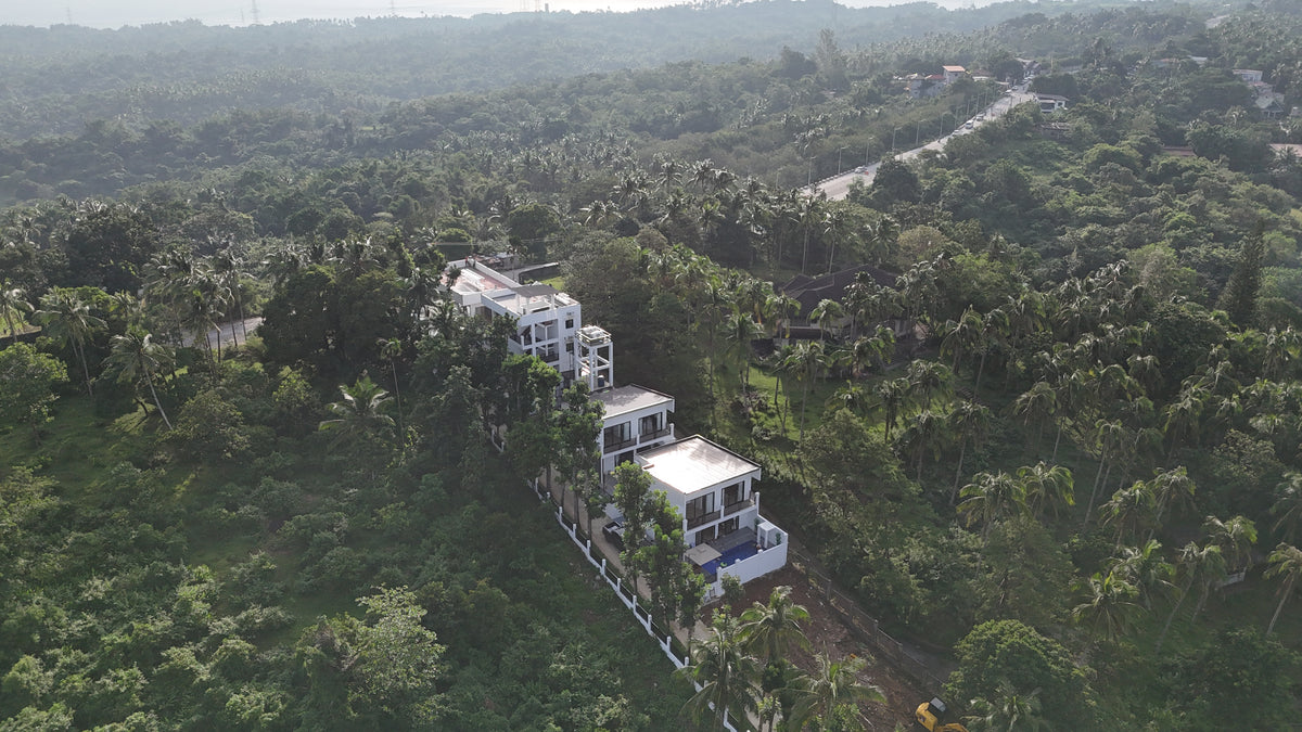 Alpha Basecamp Villa 2 Lakefront