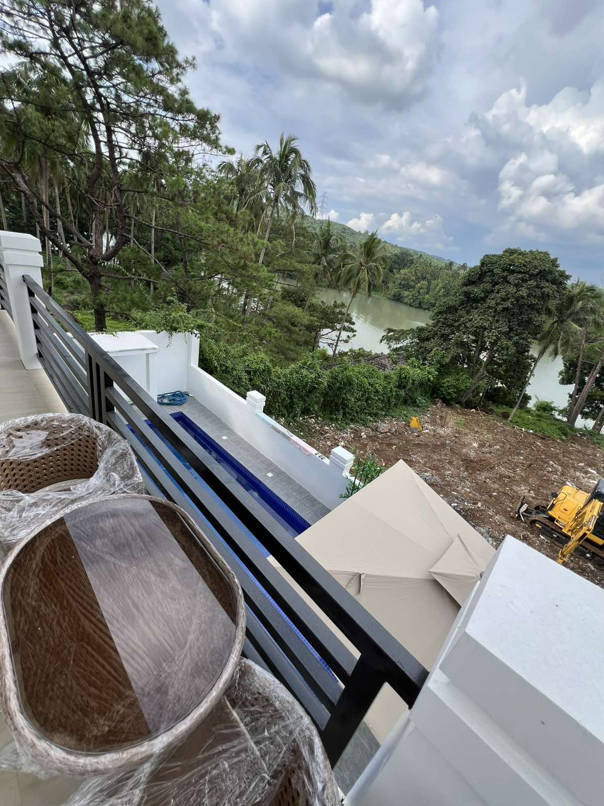Alpha Basecamp Villa 2 Lakefront