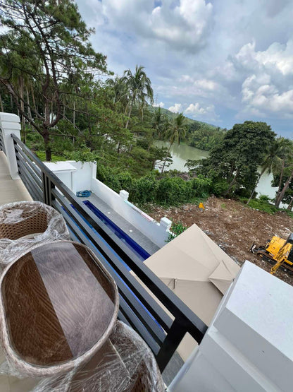 Alpha Basecamp Villa 2 Lakefront
