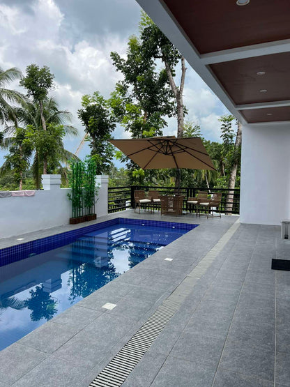 Alpha Basecamp Villa 2 Lakefront
